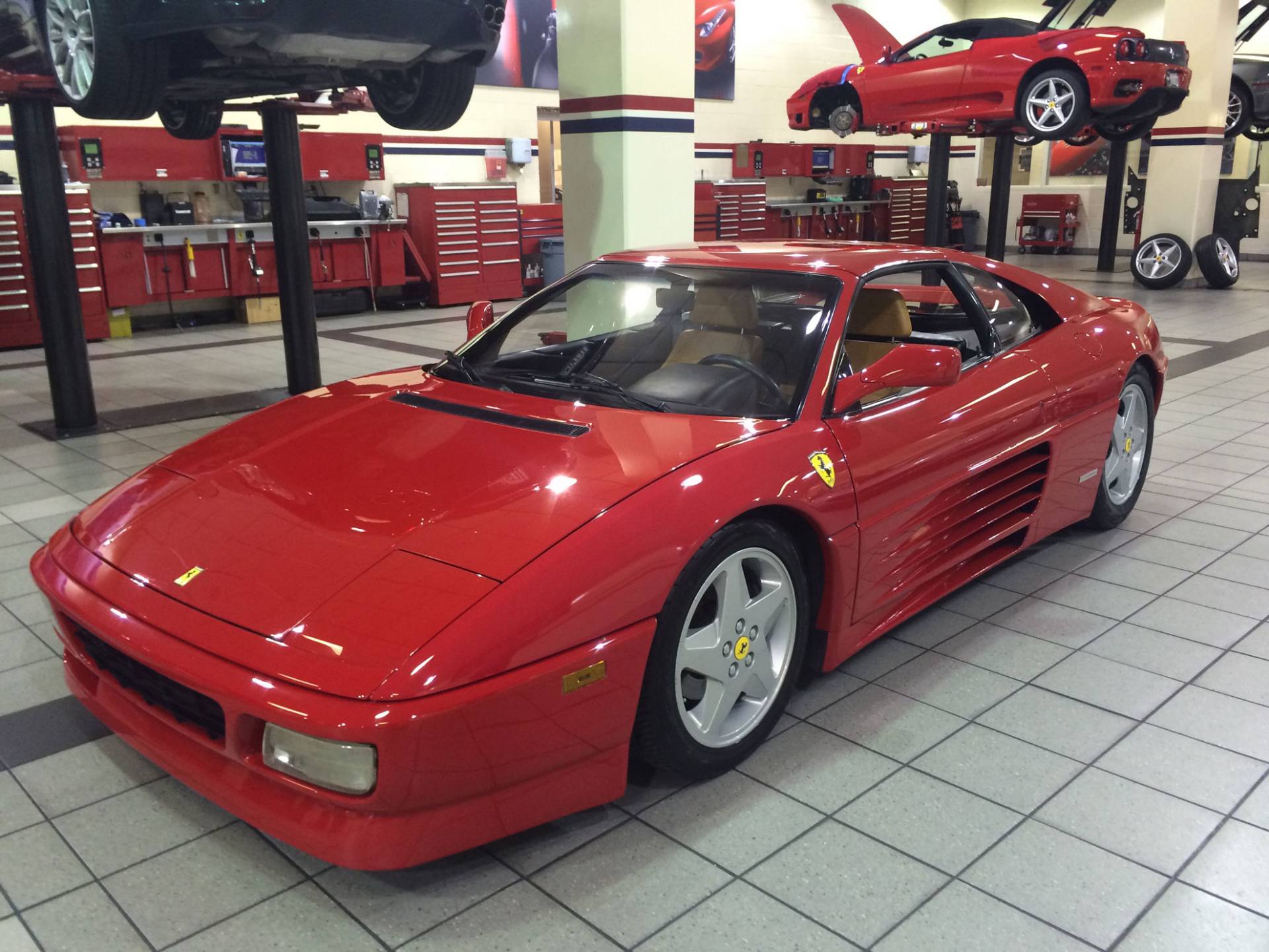 348 Garage Ferrari Club Las Vegas